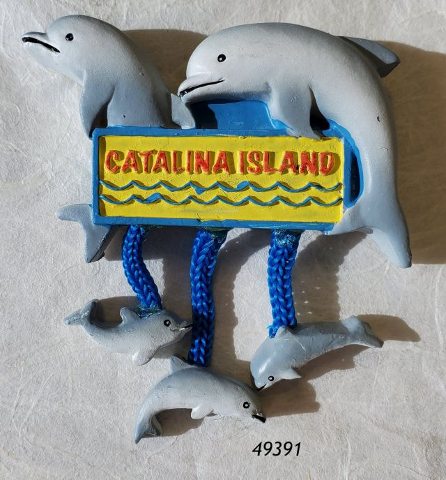 49391 Catalina Island souvenir poly resin magnet with dolphin motif