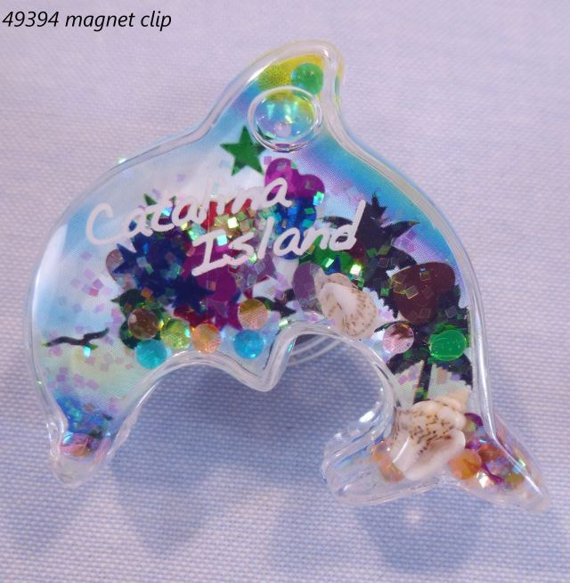 49394 glitter dolphin clip souvenir magnet with Catalina Island design.  