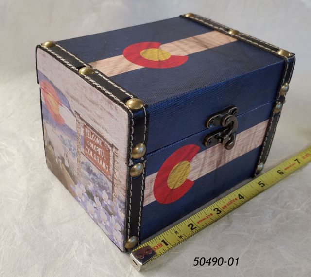 50490-01 Colorado Souvenir wooden box with slide latch and souvenir montage designs. 