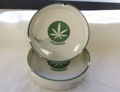 Souvenir Green Marble Ceramic Ashtra with Colorado Pot Leaf Design.
